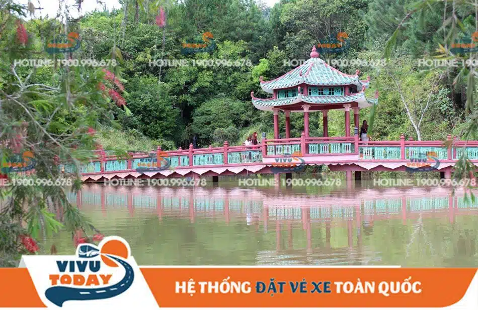 truc-lam-vien-duc-trong Đình Thủy Tạ