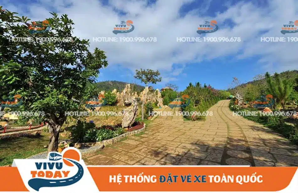 truc-lam-vien-duc-trong Con đường đá núi lửa