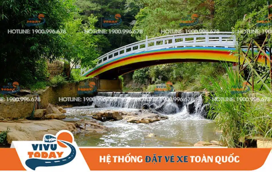 thac-bao-dai-duc-trong Cầu Tình Yêu
