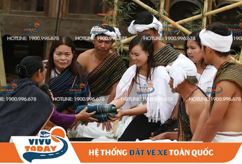 thac-bao-dai-duc-trong-lam-dong Người dân tộc Chu Ru Đức Trọng