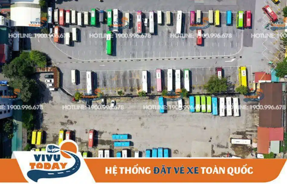 khuon-vien-ben-xe-gia-lam-ha-noi Khuôn viên bến xe Gia Lâm Hà Nội