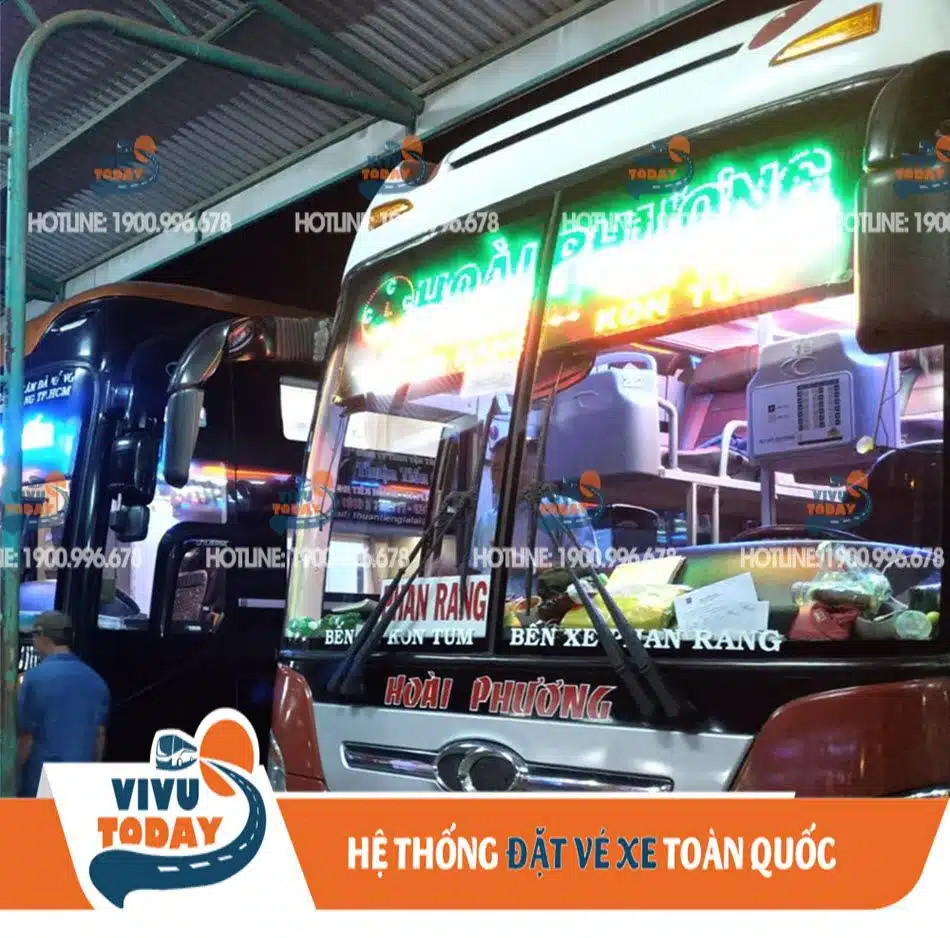 Xe Hoài Phương đi Kon Tum