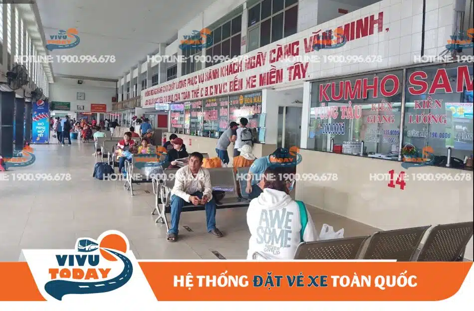 Quầy bán vé tại bến xe