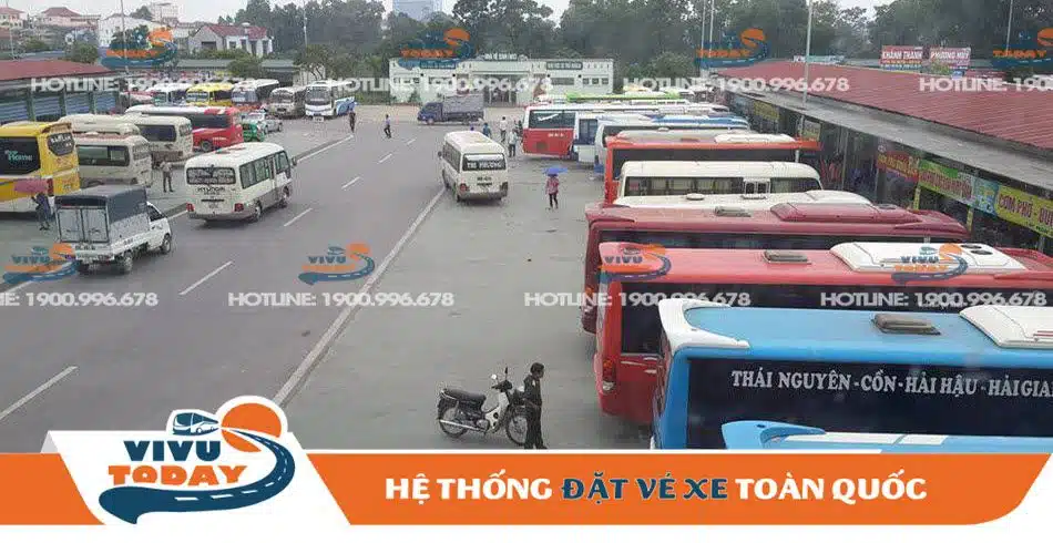 Sân bãi tại bến xe Thái Nguyên