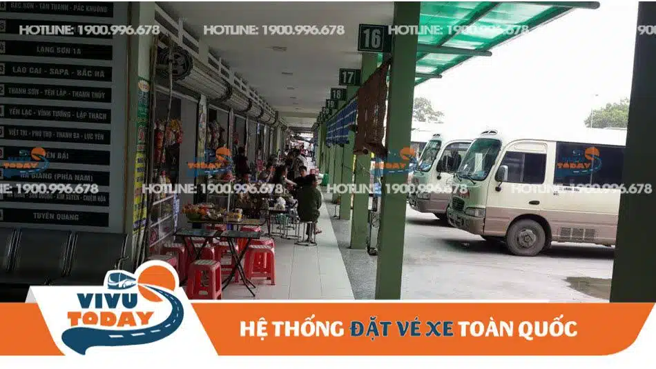 Quầy ăn uống tại bến xe Thái Nguyên