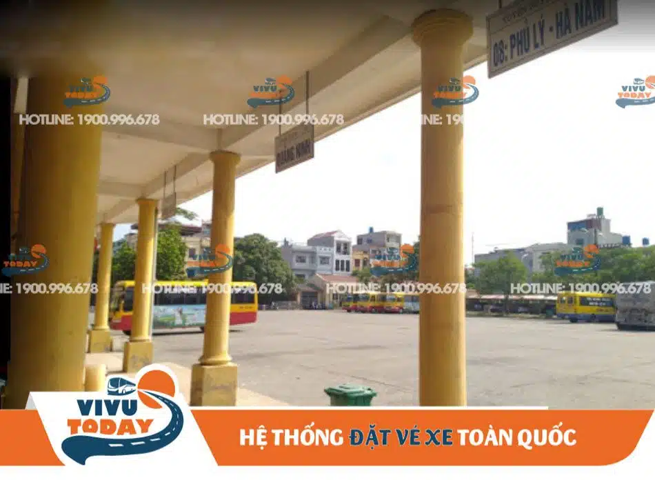 Bãi đậu xe dành cho các loại phương tiện tại bến xe