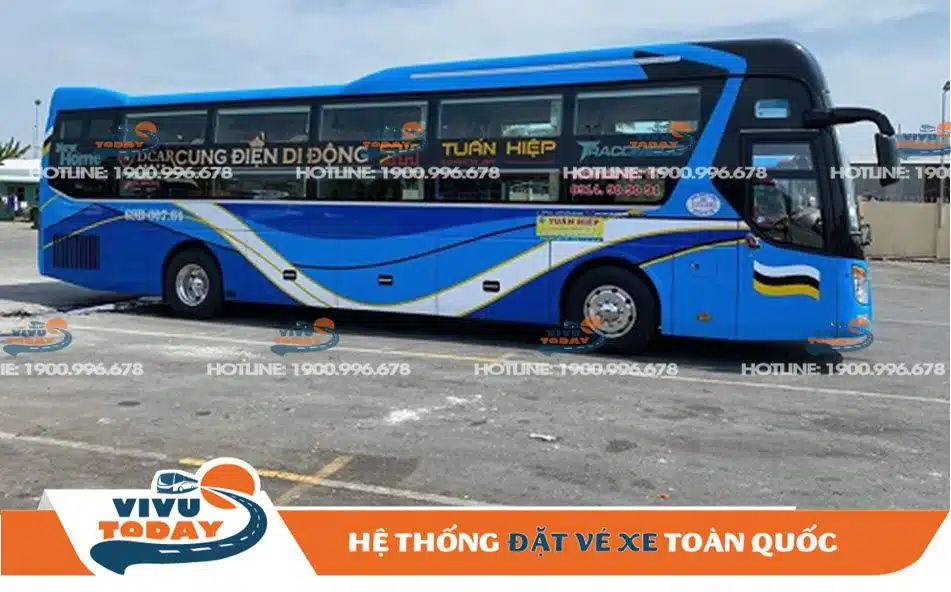 Xe Tuấn Hiệp đi Cà Mau