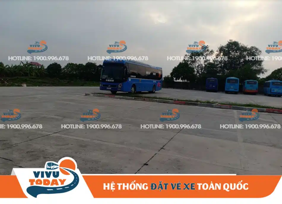 Bãi xe tại bến xe Bến Trại - Hải Dương