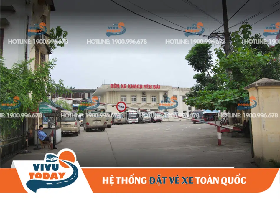 Cổng vào bến xe khách Yên Bái