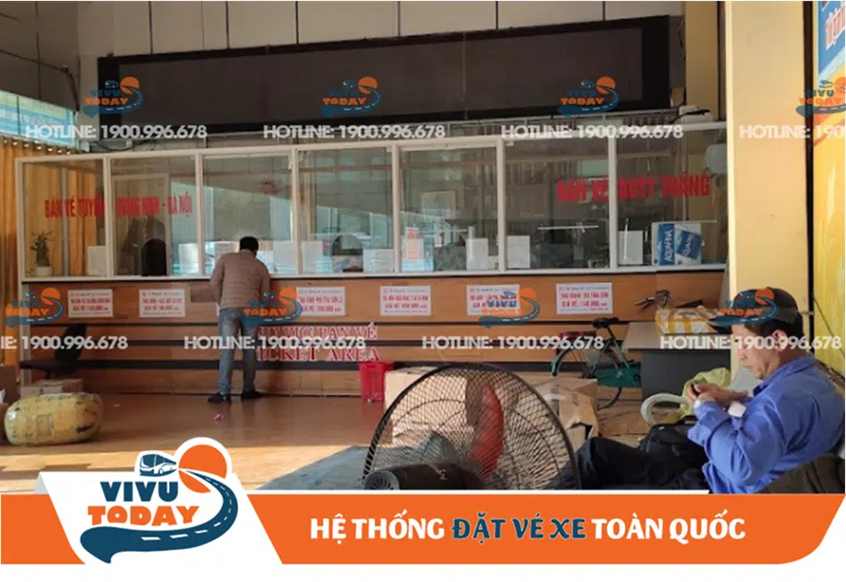 Quầy bán vé xe khách tại bến xe Hoàng Hà