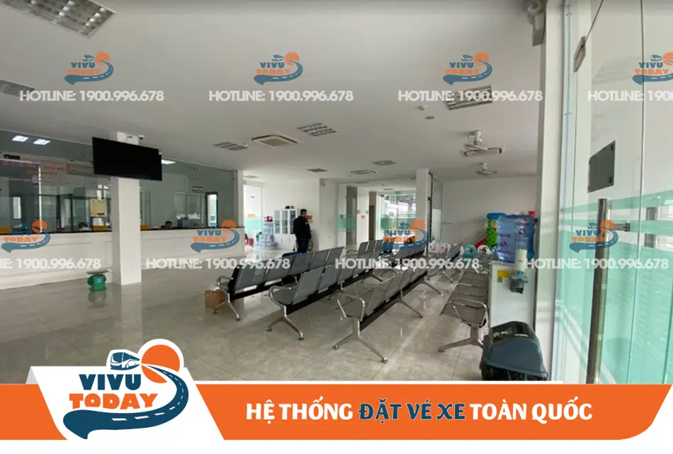 Khu vực phòng chờ khang trang tại bến