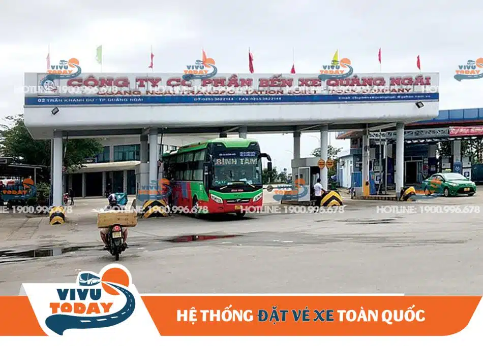 Cổng vào bến xe Quảng Ngãi Cổng vào bến xe Quảng Ngãi
