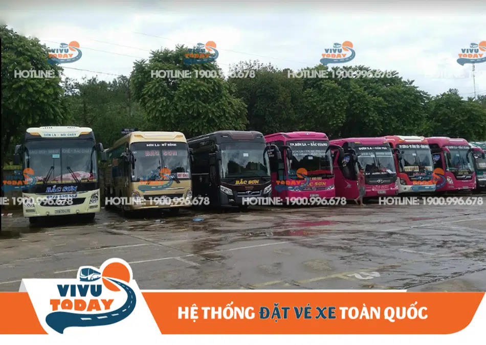 Bãi xe tại bến xe khách Sơn La