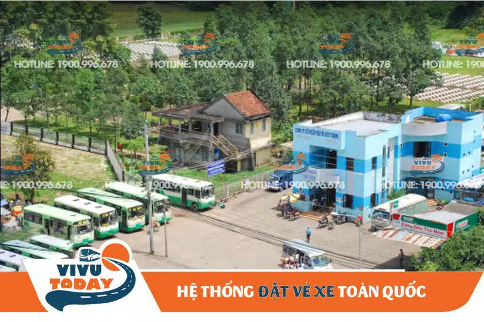 Khu vực đậu xe tại bến xe Trà Men - Sóc Trăng