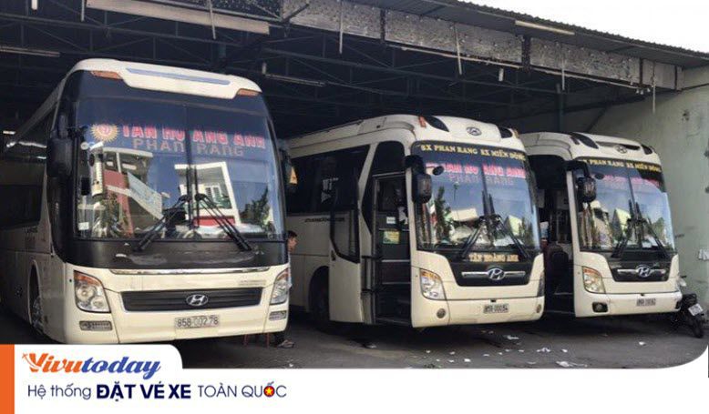 Nhà xe Tân Hoàng Anh đi Sài Gòn