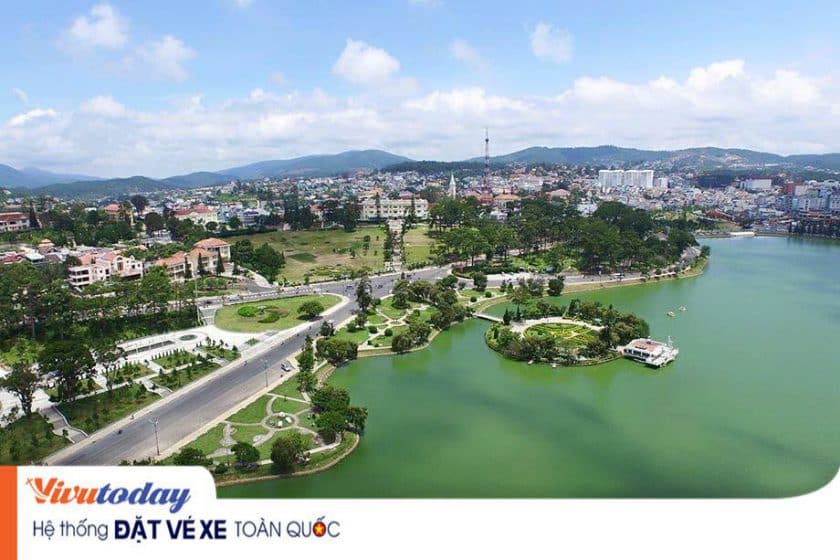 Nét đẹp của Hồ Xuân Hương giữa lòng thành phố Đà Lạt