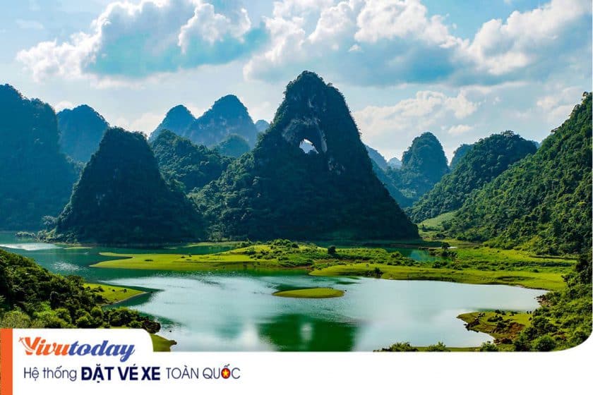 Núi mắt thần Cao Bằng