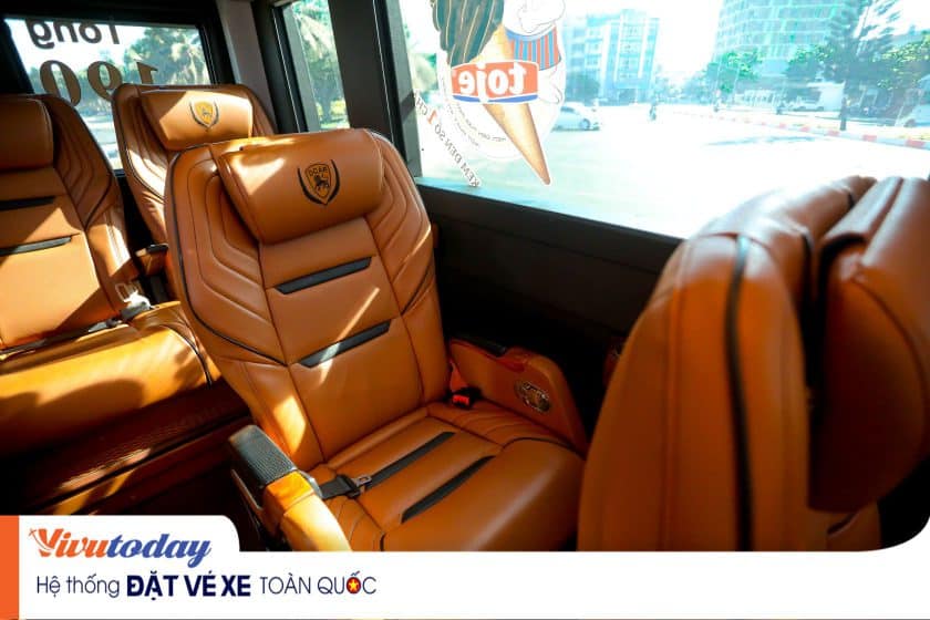Anh Quốc Limousine đi Sài Gòn