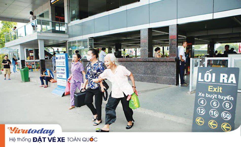 ben-xe-nuoc-ngam Lối ra vào bến xe Nước Ngầm
