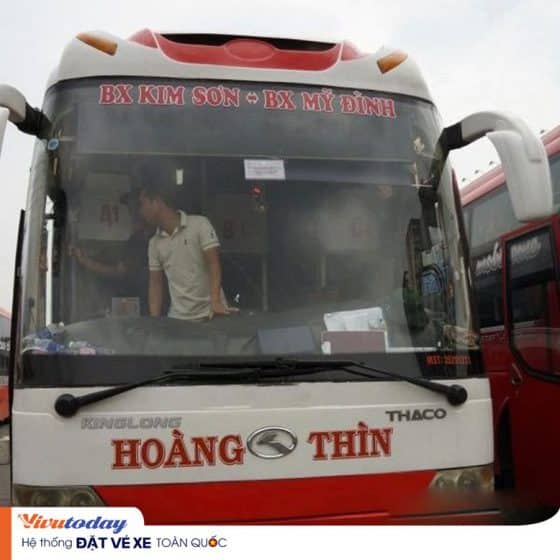 Nhà xe Hoàng Thìn