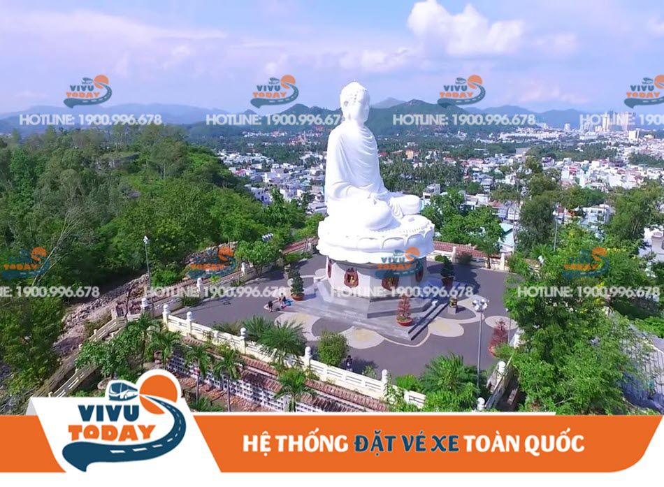 Toàn cảnh Chùa Long Sơn - Nha Trang 