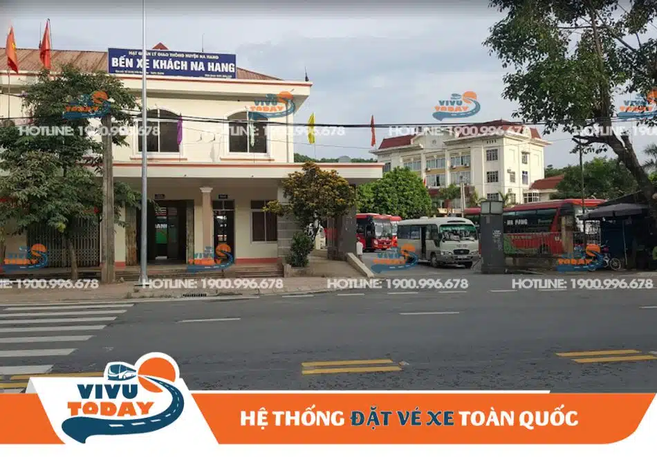 Cổng vào bến xe khách Na Hang - Tuyên Quang