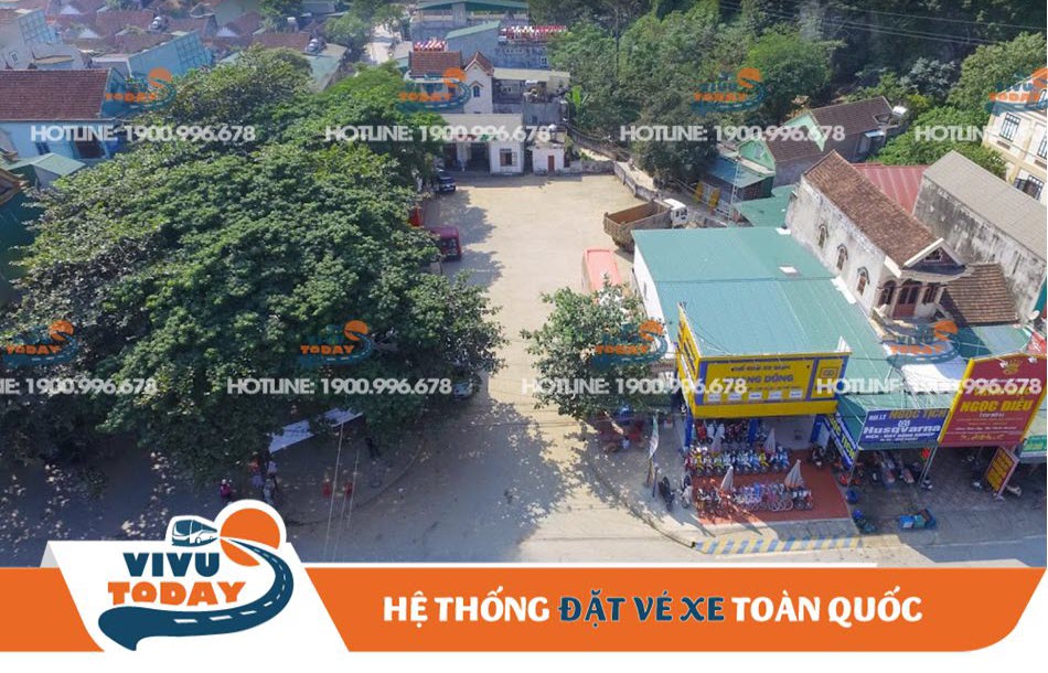 Quang cảnh bến xe Con Cuông - Nghệ An