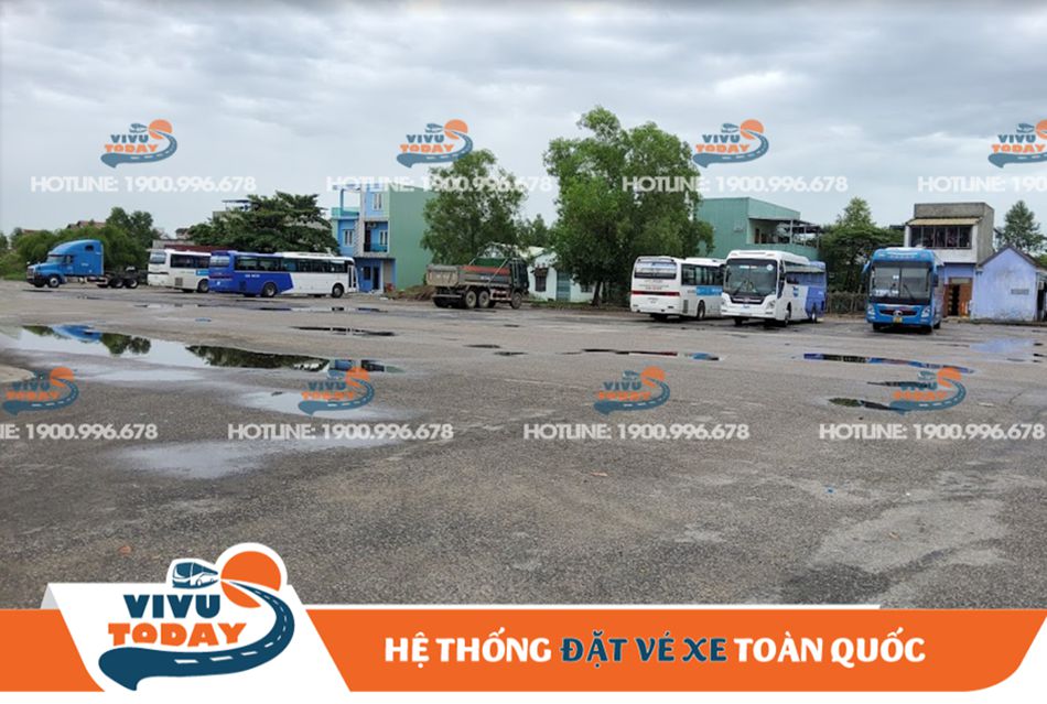 Bãi xe khách tại bến xe Tam Kỳ tỉnh Quảng Nam