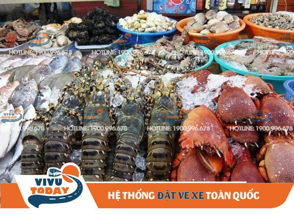 Hải sản tươi ngon tại biển Dốc Lết Nha Trang