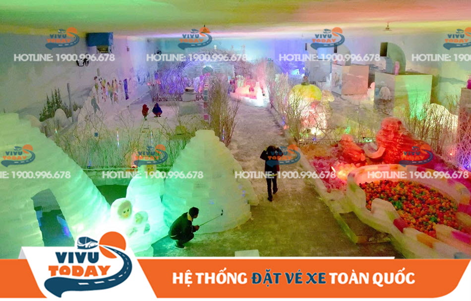 Khung cảnh nhà tuyết Polar Expo Sài Gòn