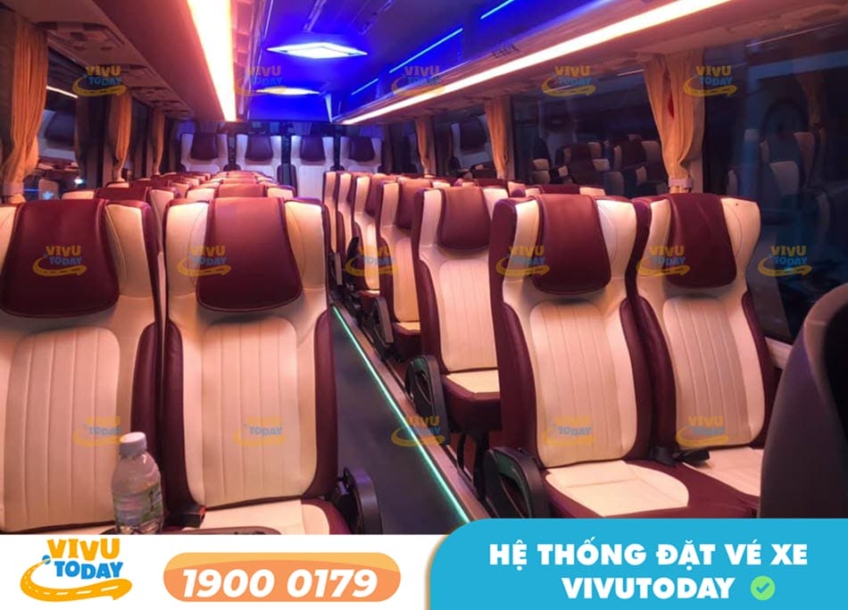 Nội thất xe ghế ngồi đời mới của xe Hải Duyên
