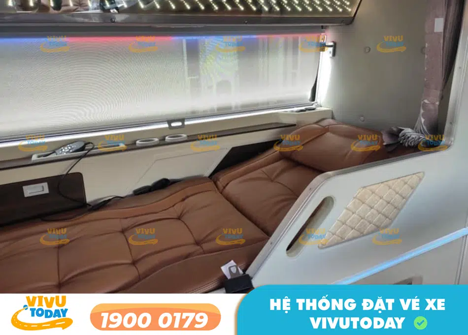 Nội thất xe Limousine 22 phòng cao cấp của nhà xe Long Nguyễn