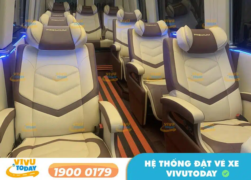 Nội thất xe ghế Limousine 9 chỗ của xe khách Sơn Lâm