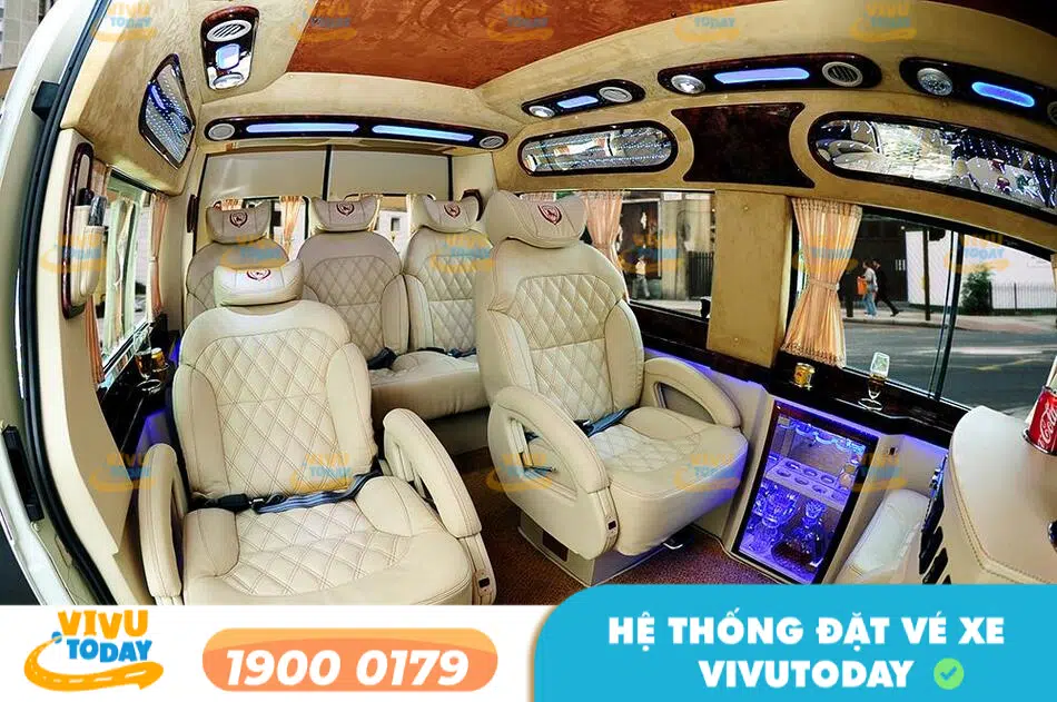 Nội thất cao cấp của nhà xe Vĩnh Quang Limousine