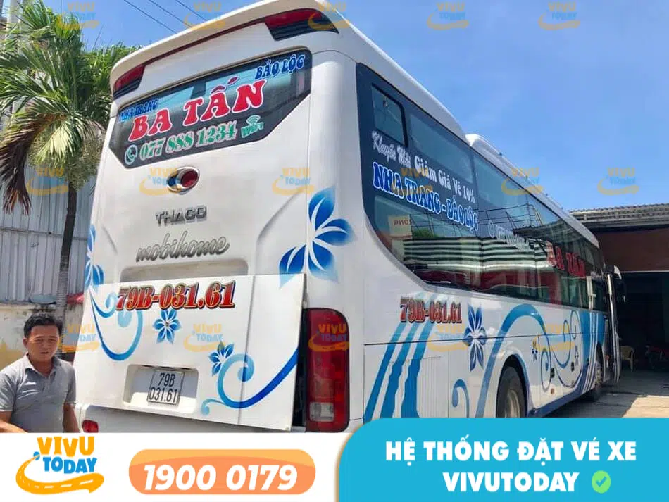 Nhà xe Ba Tấn