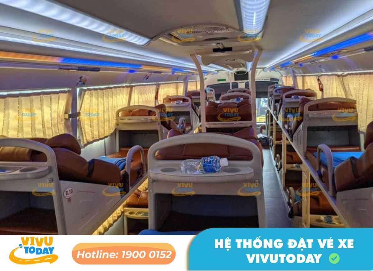 Xe giường nằm 40 chỗ của nhà xe Hiệp Thành quận 5 đi Tân Châu - An Giang