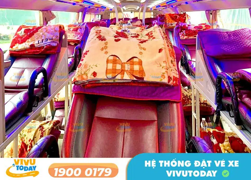 Nhà xe Đức Minh sử dụng dòng xe giường nằm đời mới, hiện đại