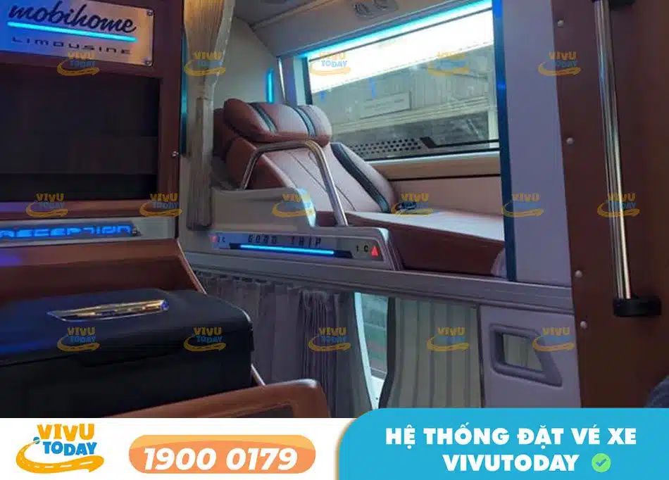 Nội thất xe Limousine 34 chỗ của nhà xe Vương Tấn Dũng