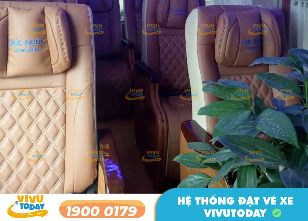Nội thất sang trọng của xe Limousine Đức Ngọc