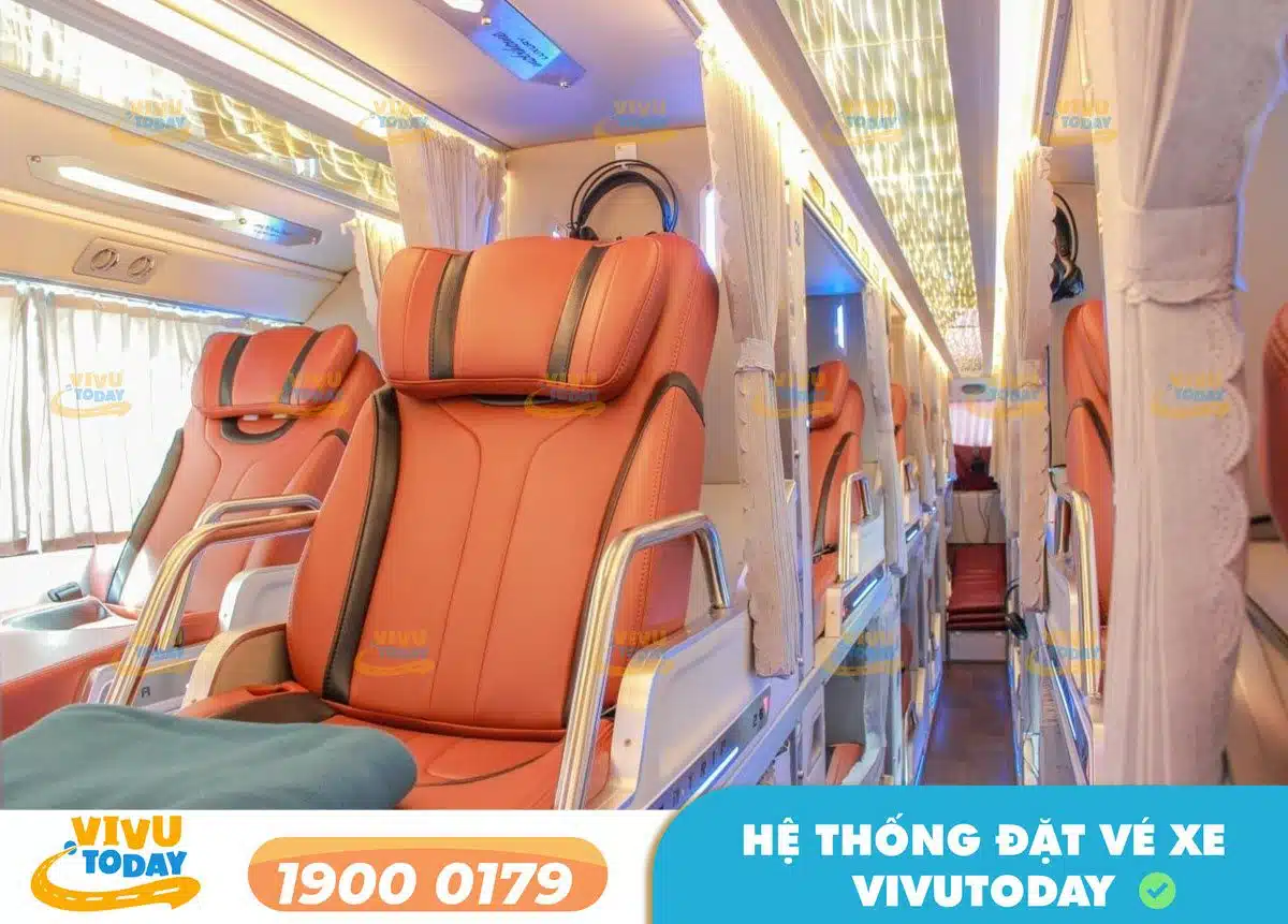 Nội thất xe giường phòng Limousine của nhà xe Đức Phong Tuy Đức - Sài Gòn