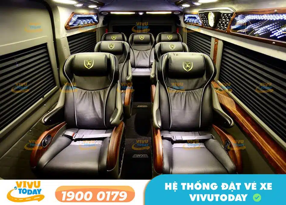 Nội thất xe ghế sang trọng của nhà xe Thịnh Thái Limousine Bảo Lộc
