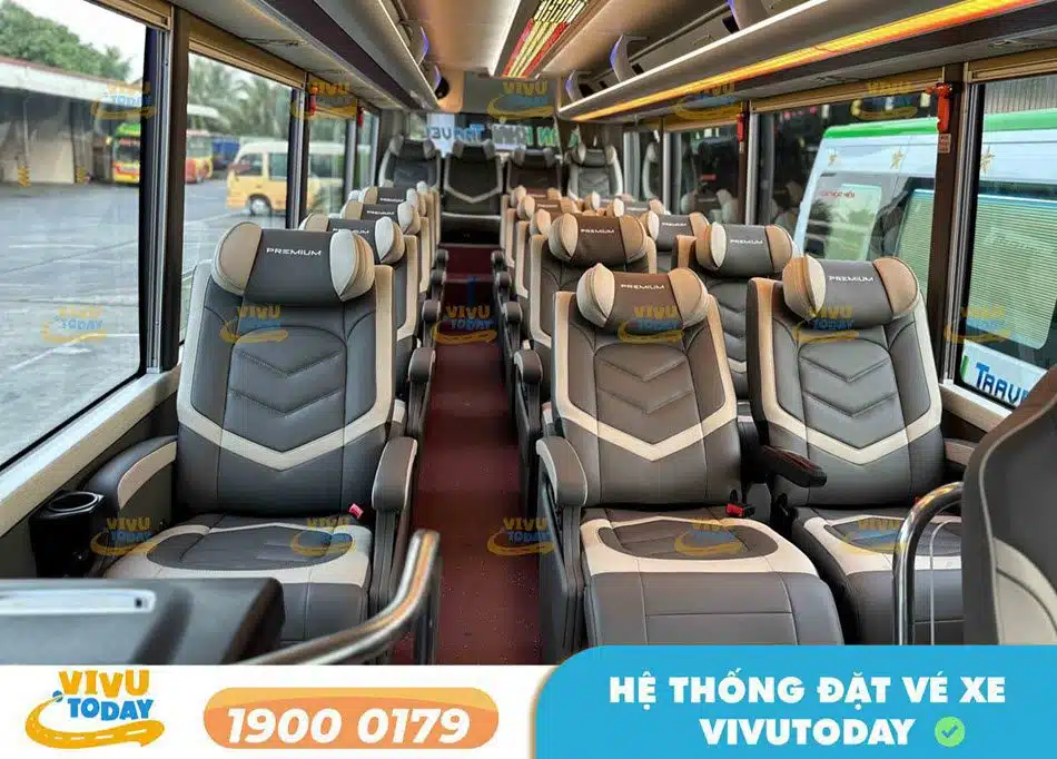 Xe ghế Limousine 19 chỗ cao cấp của nhà xe Toàn Khải Travel