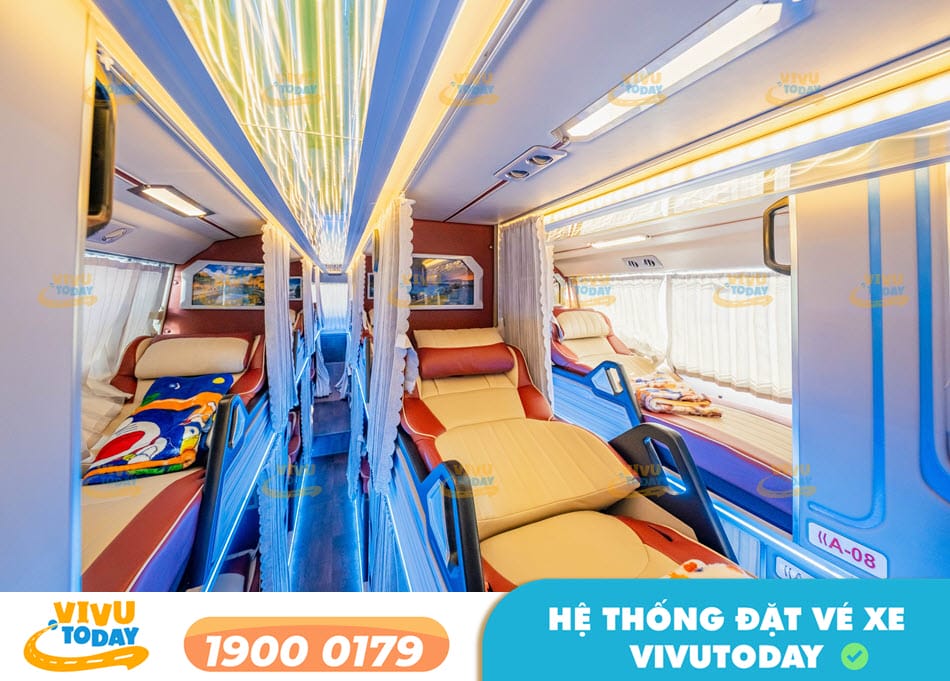 Tiện nghi sang trọng xe Limousine 34 phòng của xe Hạnh Cafe