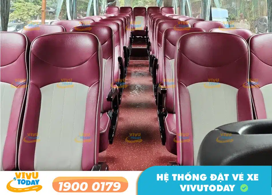 Nội thất xe ghế ngồi đời mới của nhà xe Chín Tèo