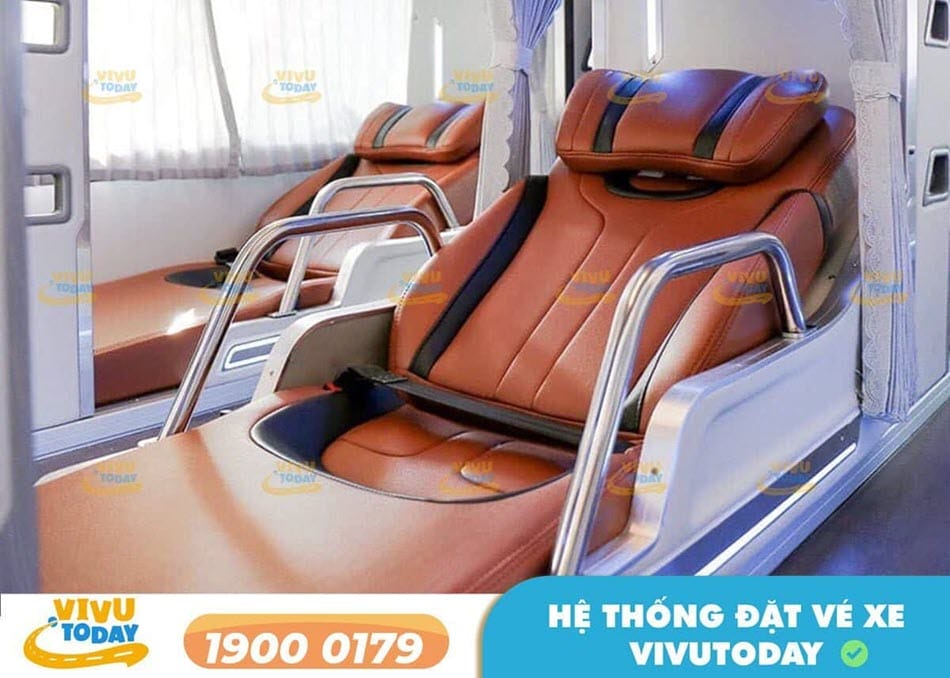 Nội thất sang trọng xe Limousine 34 phòng của nhà xe Trường My