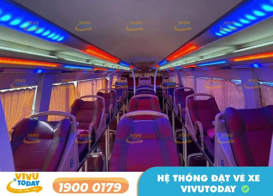 Xe giường nằm 40 chỗ sang trọng của nhà xe Phi Long (Huế)