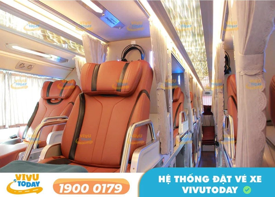 Xe Limousine 34 phòng sang trọng của xe khách Việt Tân Phát