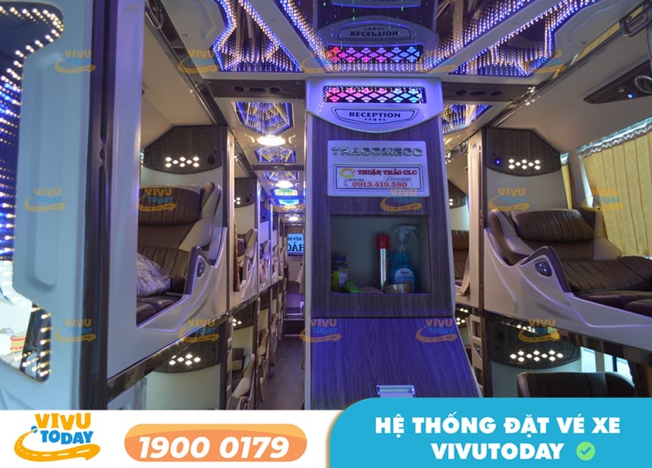 Nội thất xe Limousine sang trọng của nhà xe Phú Thuận Thảo