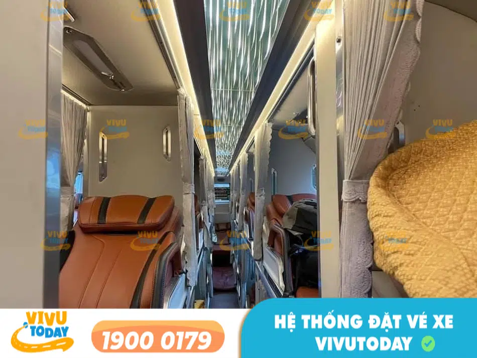 Nội thất cao cấp của nhà xe Kính Diên Hồng
