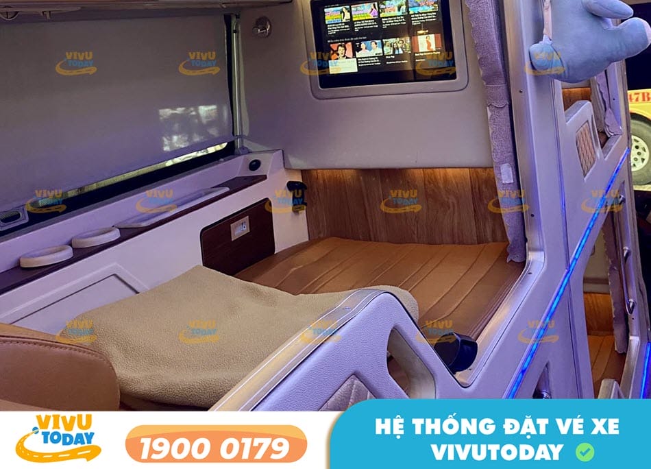 Xe Limousine 22 phòng hiện đại của nhà xe Thanh Trân